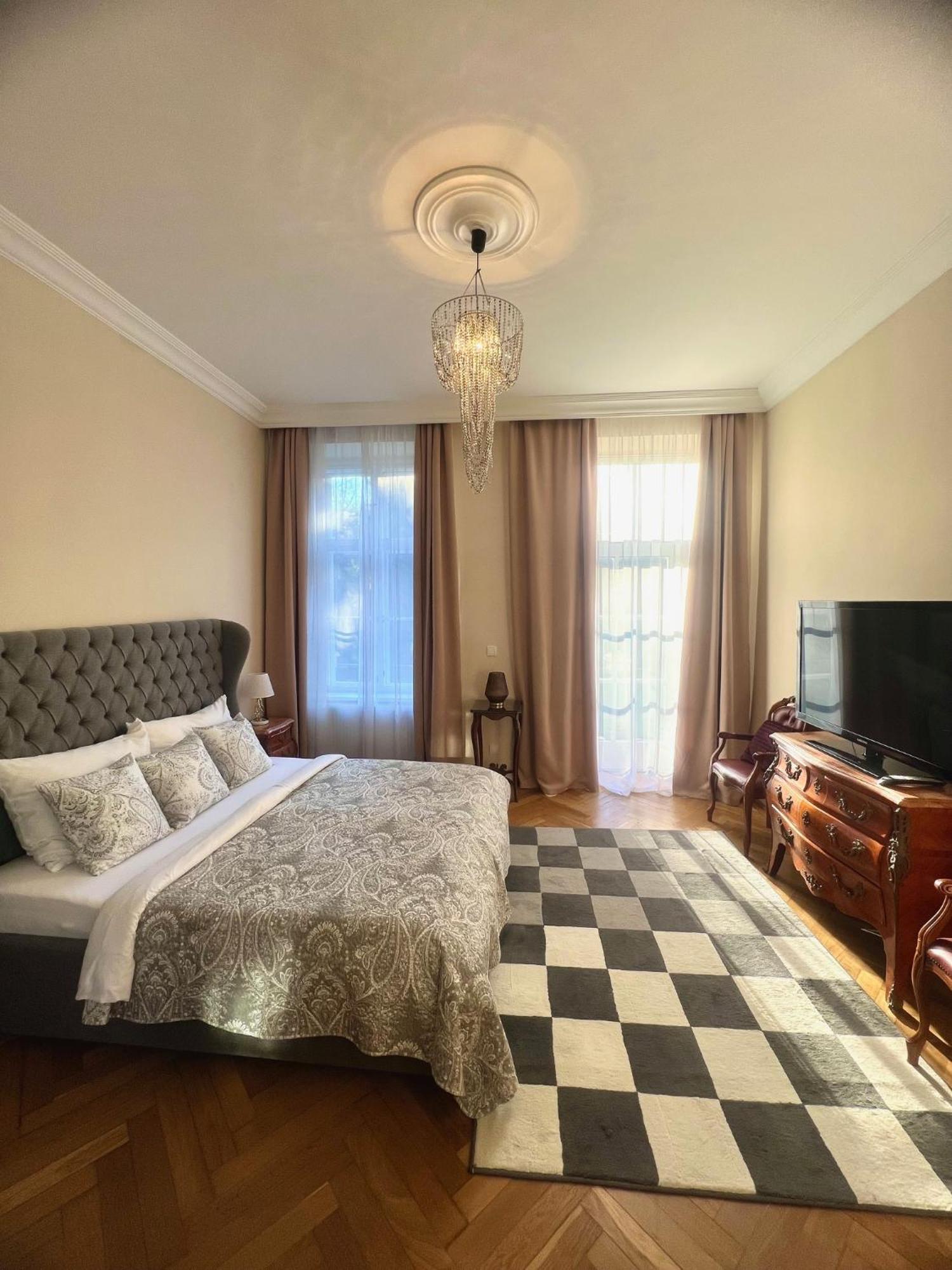 Wienerwald Residenz Baden bei Wien Esterno foto