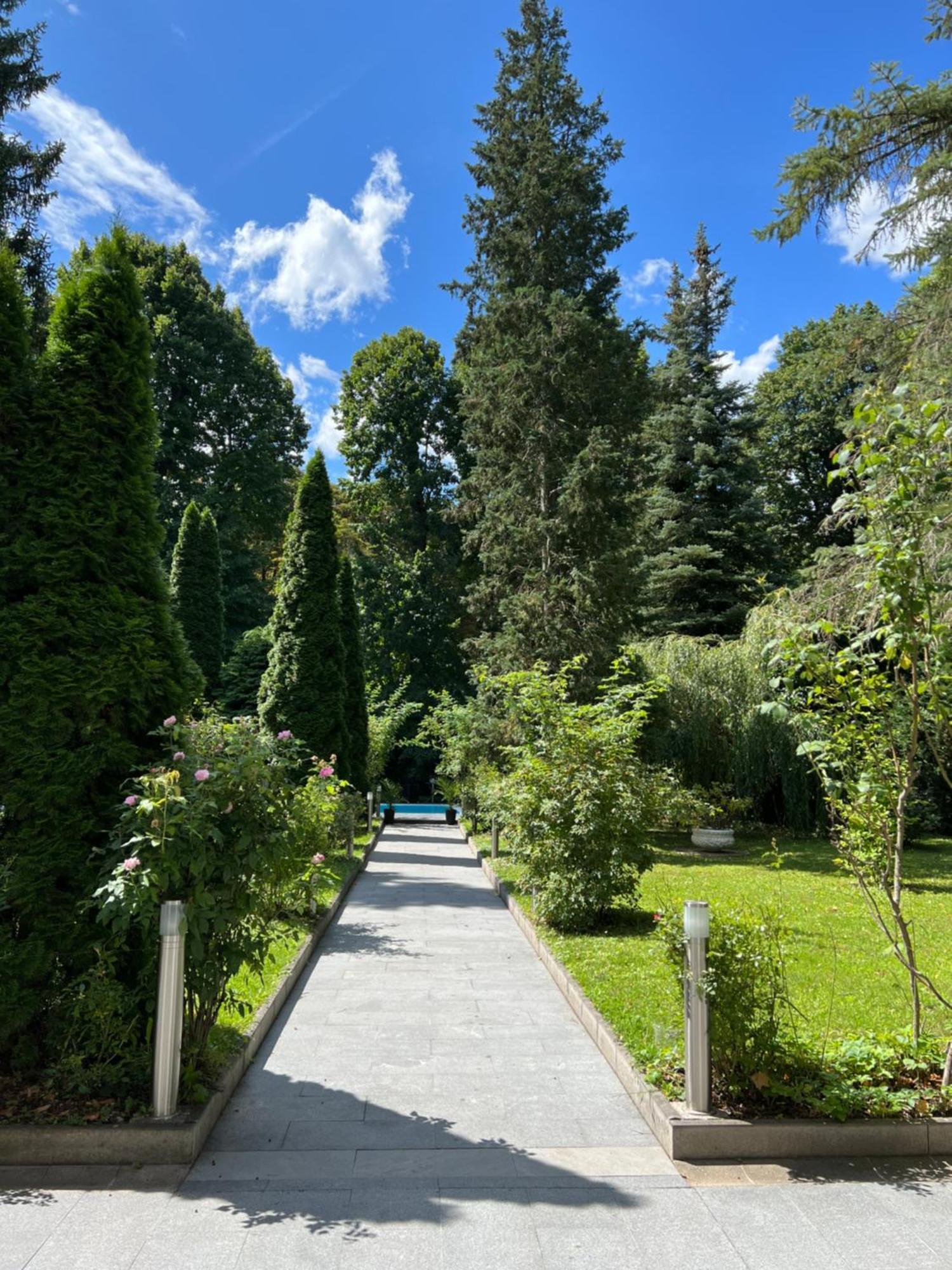 Wienerwald Residenz Baden bei Wien Esterno foto